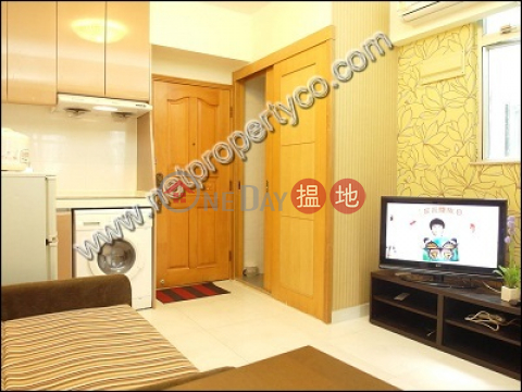 3-bedroom flat for rent with a rooftop in Wan Chai | Heung Hoi Mansion 香海大廈 _0