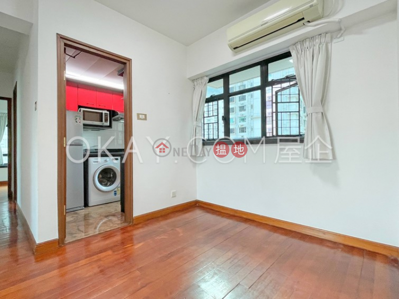 HK$ 33,000/ month, Fairview Height, Western District Stylish 3 bed on high floor with harbour views | Rental