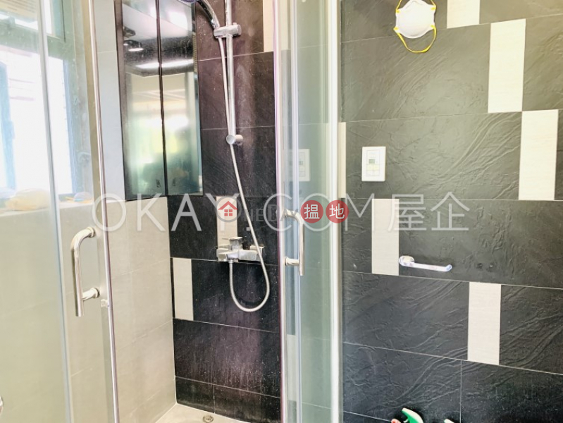 Nicely kept 1 bedroom with balcony | For Sale, 8 Wah Fu Road | Western District Hong Kong | Sales HK$ 15M