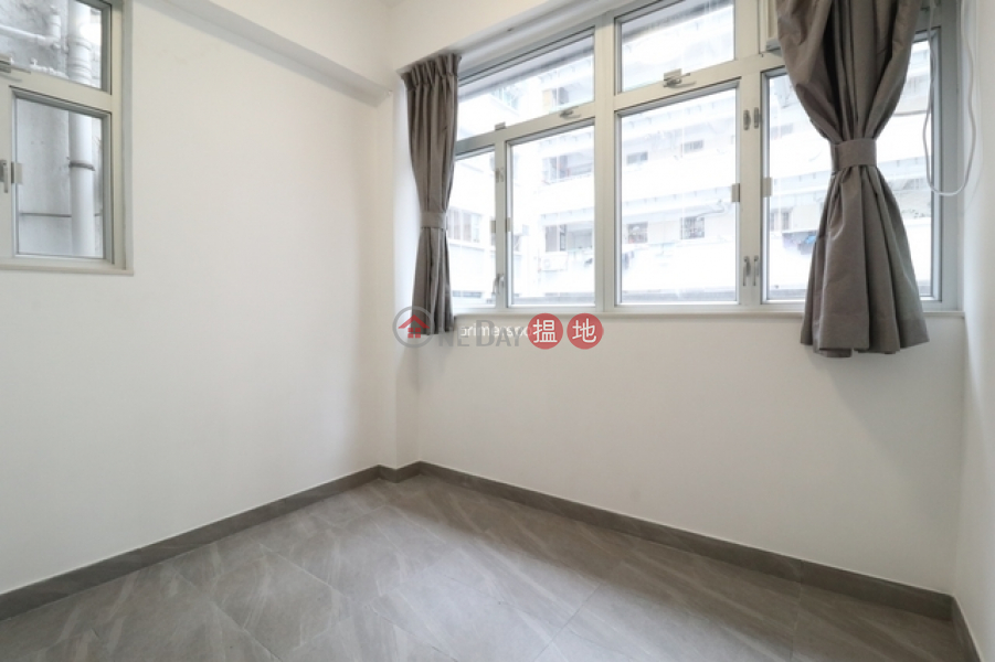 2 bdr flat with balcony, Sun Kai Building 新基大樓 Rental Listings | Wan Chai District (JOHH-9172883433)