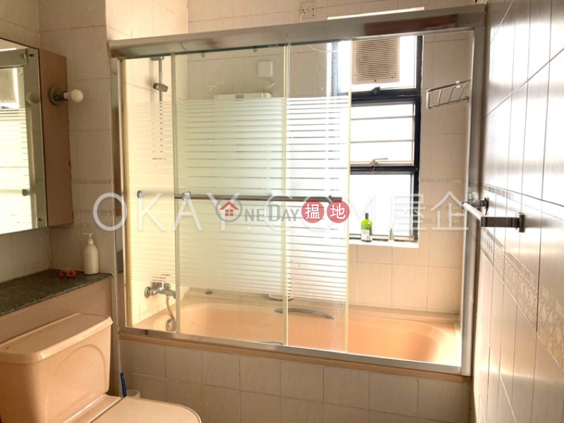 4房2廁,露台香港浸會大學職員宿舍出租單位|香港浸會大學職員宿舍(Hong Kong Baptist University Staff Quarters)出租樓盤 (OKAY-R804937)