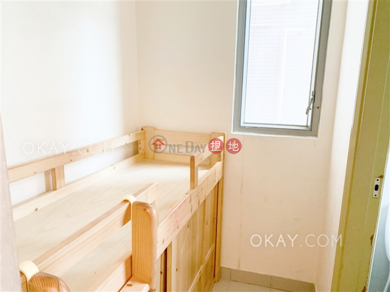 HK$ 45,000/ month | No 31 Robinson Road Western District | Nicely kept 3 bedroom on high floor with balcony | Rental