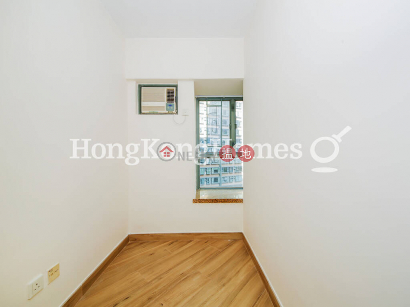 3 Bedroom Family Unit for Rent at Queen\'s Terrace | 1 Queens Street | Western District Hong Kong Rental, HK$ 25,000/ month