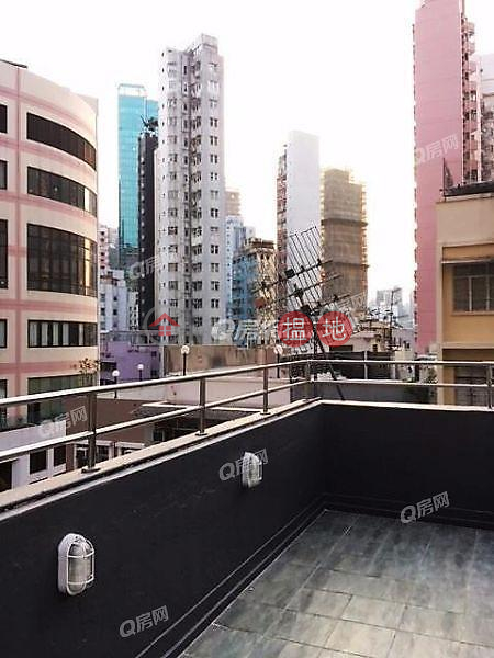 香港搵樓|租樓|二手盤|買樓| 搵地 | 住宅出售樓盤特色單位，品味裝修，景觀開揚《寶成樓買賣盤》
