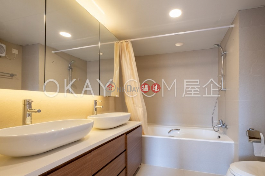 HK$ 125,000/ month, Estoril Court Block 3, Central District, Efficient 4 bedroom with balcony & parking | Rental