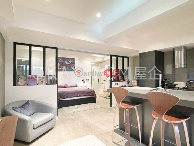 Elegant 1 bedroom with terrace | Rental, 42 Robinson Road 羅便臣道42號 Rental Listings | Western District (OKAY-R304952)