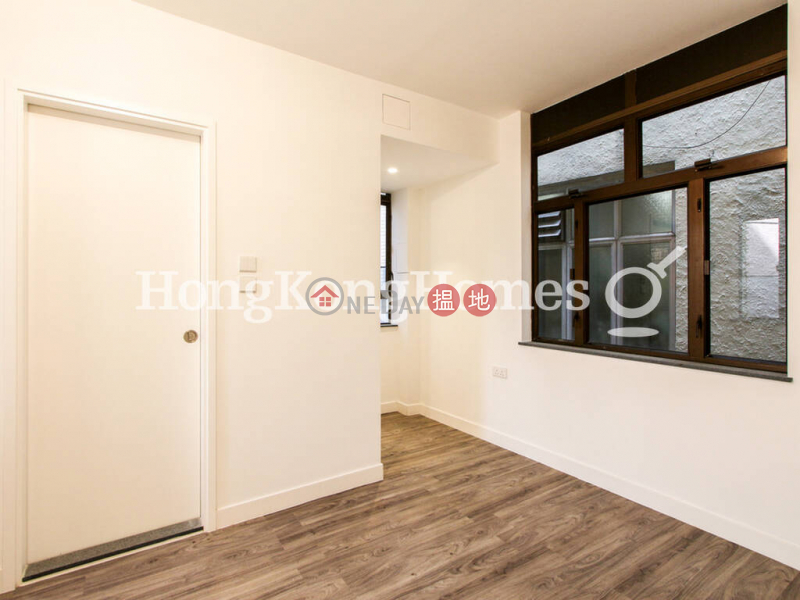 HK$ 38,000/ month 2 Tramway Path, Central District, 3 Bedroom Family Unit for Rent at 2 Tramway Path