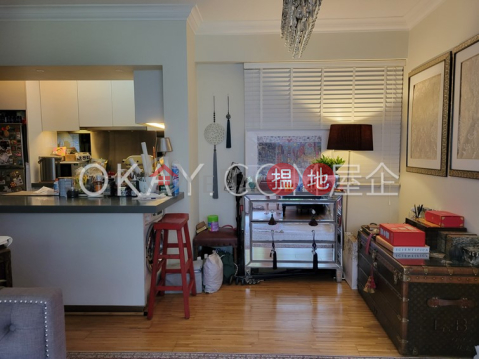Tasteful 2 bedroom in Western District | For Sale | Serene Court 西寧閣 _0