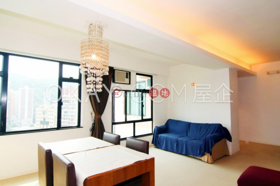 Stylish 2 bedroom on high floor with sea views | For Sale | Lok Sing Centre Block B 樂聲大廈B座 Sales Listings