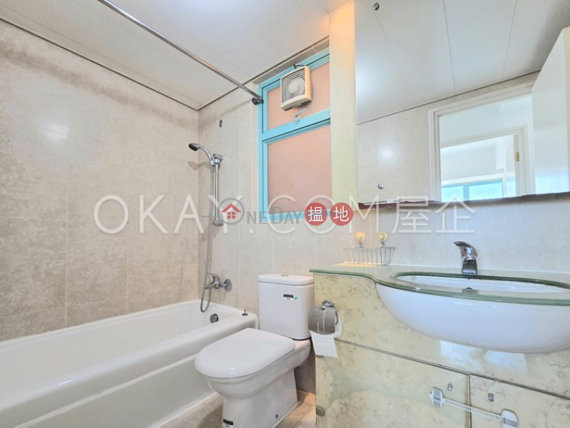 HK$ 15,000/ month, Discovery Bay, Phase 12 Siena Two, Block 36, Lantau Island Unique 1 bedroom in Discovery Bay | Rental