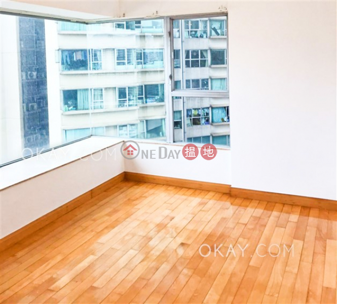 Gorgeous 2 bedroom in Kowloon Station | For Sale | The Waterfront Phase 2 Tower 5 漾日居2期5座 Sales Listings