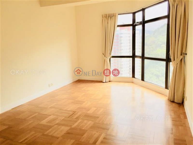Property Search Hong Kong | OneDay | Residential | Rental Listings | Exquisite 3 bedroom in Mid-levels East | Rental