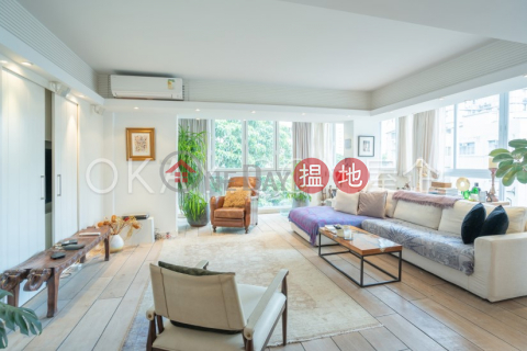 Elegant 1 bedroom on high floor with parking | For Sale | Kam Fai Mansion 錦輝大廈 _0