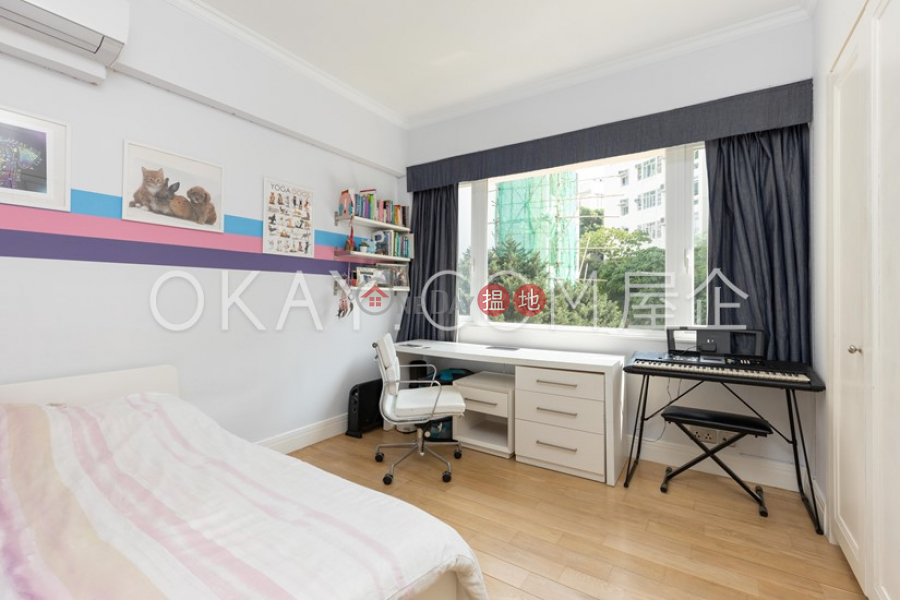 Stylish 3 bedroom on high floor with rooftop & parking | For Sale | Honour Garden 安荔苑 Sales Listings