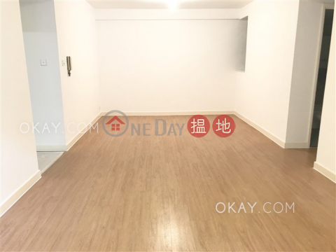 Charming 3 bedroom in Mid-levels West | Rental | Blessings Garden 殷樺花園 _0