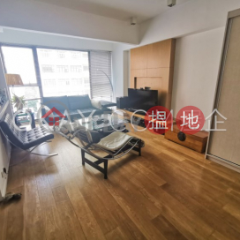 Nicely kept 1 bedroom with parking | For Sale