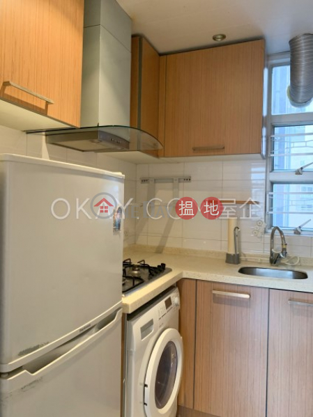 HK$ 10M All Fit Garden, Western District | Tasteful 2 bedroom in Mid-levels West | For Sale