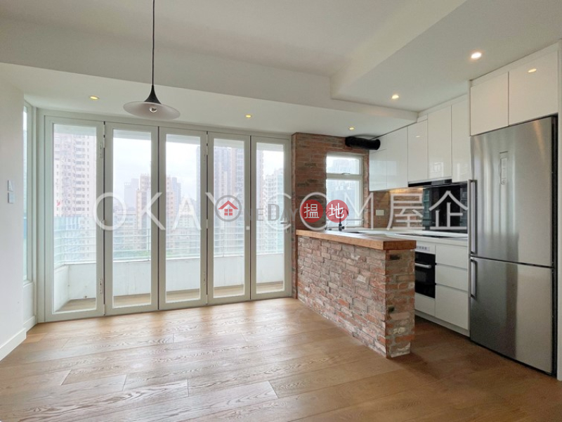 Tasteful 3 bedroom with balcony | Rental, Cherry Crest 翠麗軒 Rental Listings | Central District (OKAY-R1223)