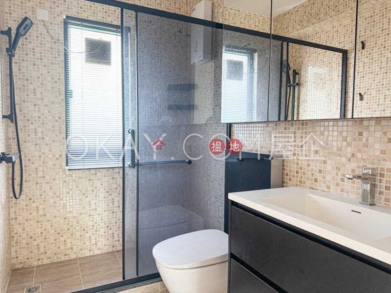 HK$ 12.5M Villa Gold Finch Sai Kung, Unique house with rooftop & balcony | For Sale