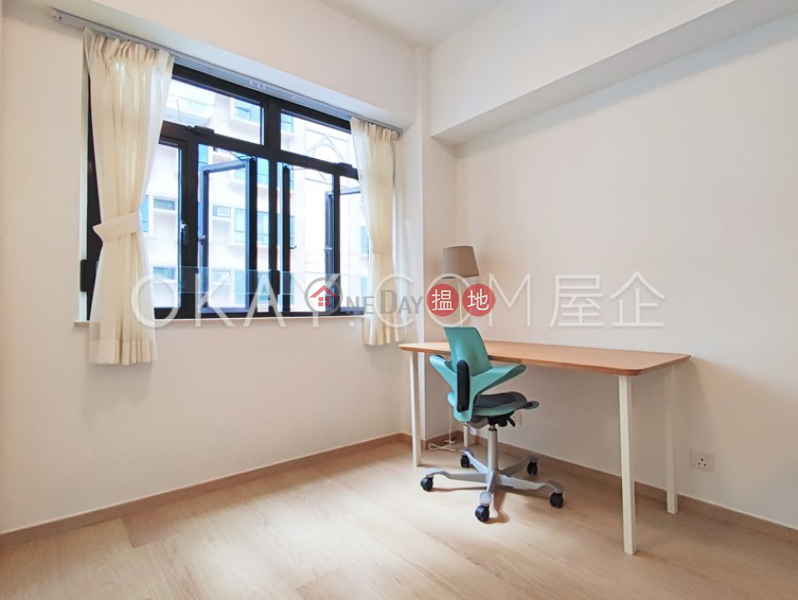 Cozy 1 bedroom on high floor | For Sale, Golden Valley Mansion 金谷大廈 Sales Listings | Central District (OKAY-S94645)