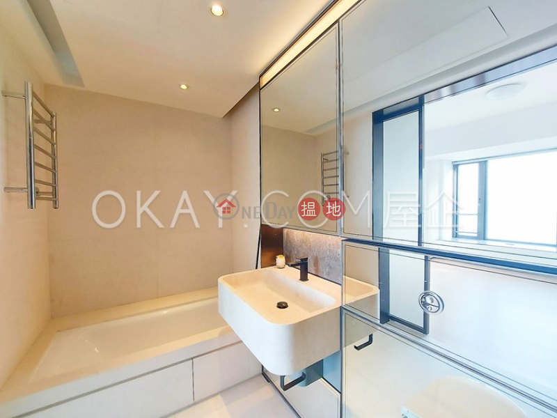 Stylish 2 bed on high floor with sea views & balcony | For Sale, 33 Seymour Road | Western District, Hong Kong | Sales, HK$ 36M