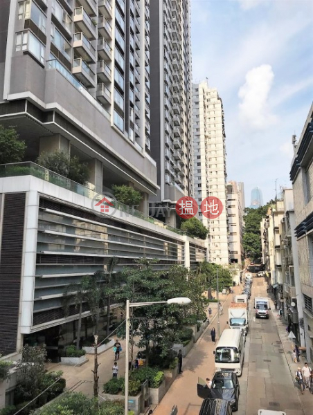 Rooftop, Open View, High Efficiency, Close to Supermarkets, Wet Markets, Bus-Stops & MTR station | 48-50 Second Street 第二街48-50號 Sales Listings