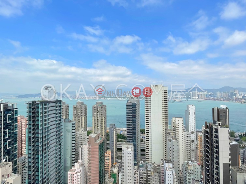 Lovely 3 bedroom on high floor with sea views & balcony | Rental | Island Crest Tower 2 縉城峰2座 Rental Listings