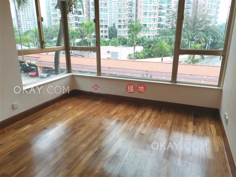 Nicely kept 3 bedroom with balcony & parking | Rental | Hong Kong Gold Coast Block 27 香港黃金海岸 27座 Rental Listings