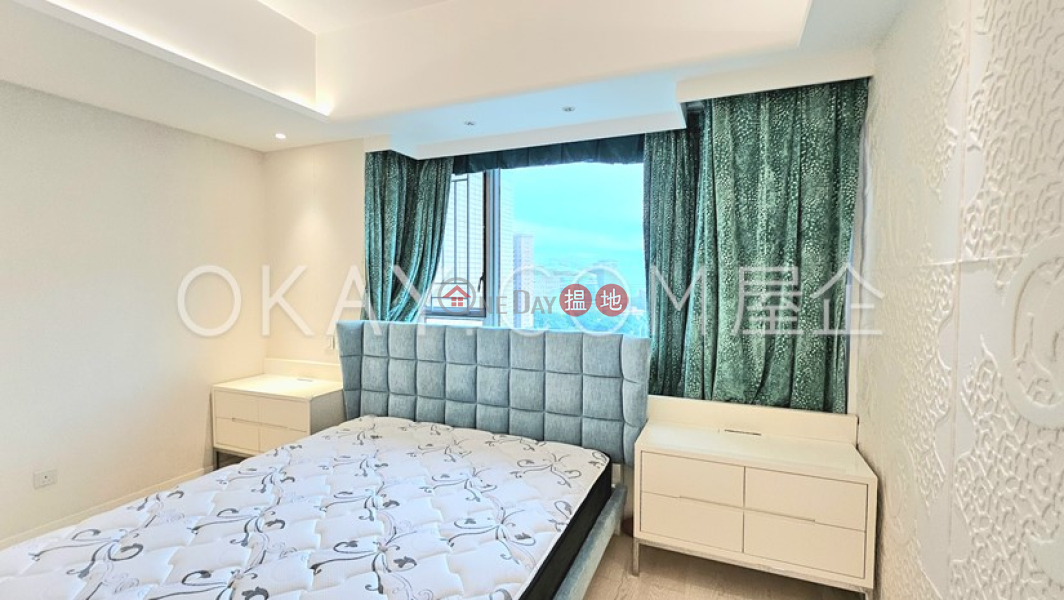 HK$ 25M Parc Palais Block 1-3, 6, 8-9 | Yau Tsim Mong Unique 3 bedroom with balcony | For Sale