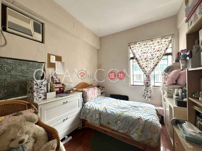 Efficient 3 bedroom with balcony & parking | For Sale | Beverly Court 嘉美閣 Sales Listings