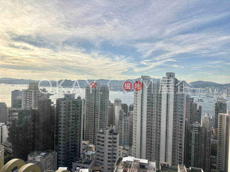 Rare 3 bedroom on high floor with sea views | For Sale | Skyview Cliff 華庭閣 Sales Listings