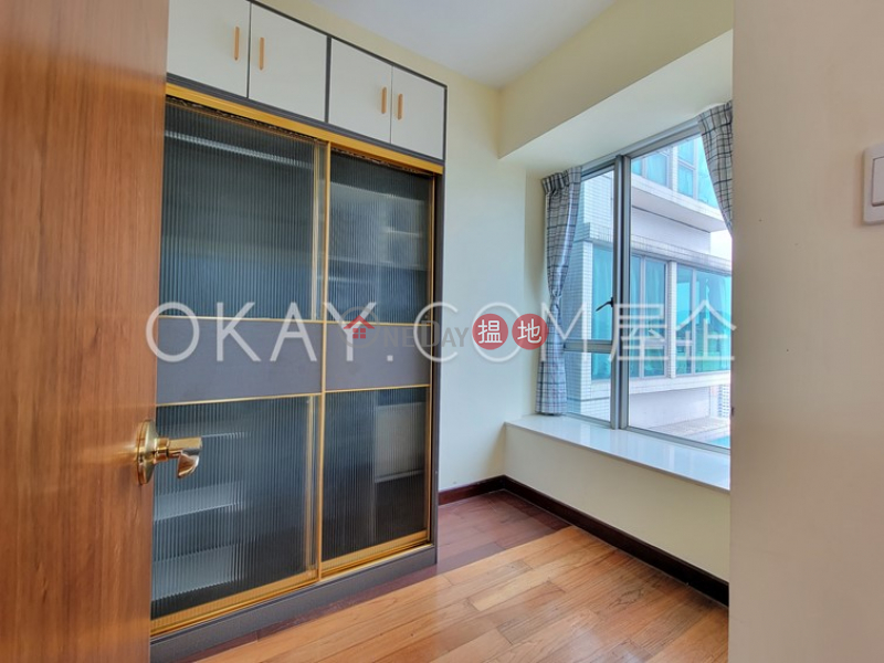 Charming 2 bedroom on high floor with balcony | For Sale | Grand Garden 君悅軒 Sales Listings
