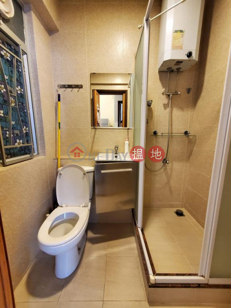 Property Search Hong Kong | OneDay | Residential | Rental Listings | Flat for Rent in Pao Woo Mansion, Wan Chai