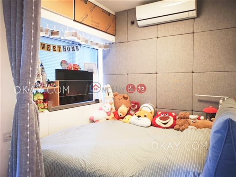 HK$ 20,000/ month Bella Vista | Western District | Intimate 2 bedroom in Mid-levels West | Rental