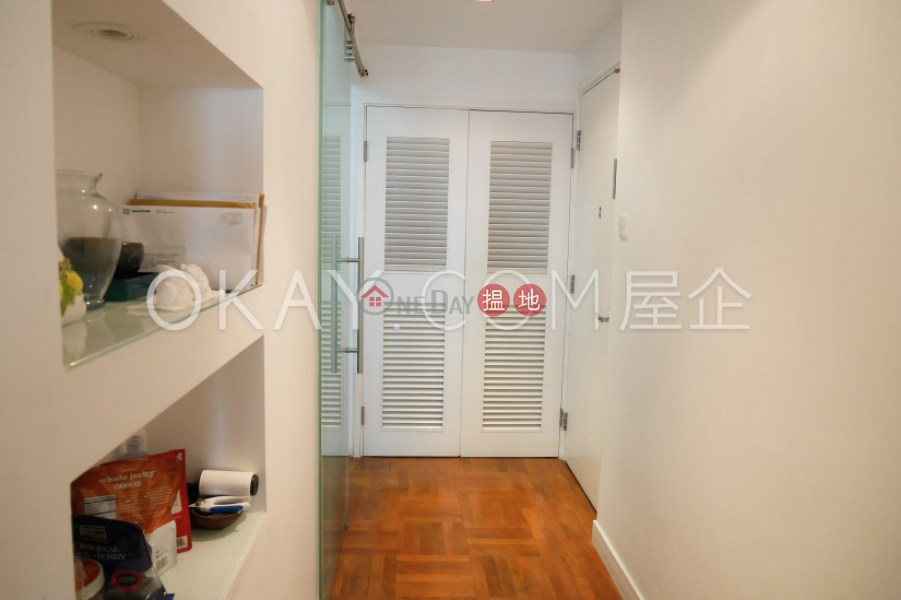 Efficient 3 bedroom with balcony & parking | Rental | Realty Gardens 聯邦花園 Rental Listings