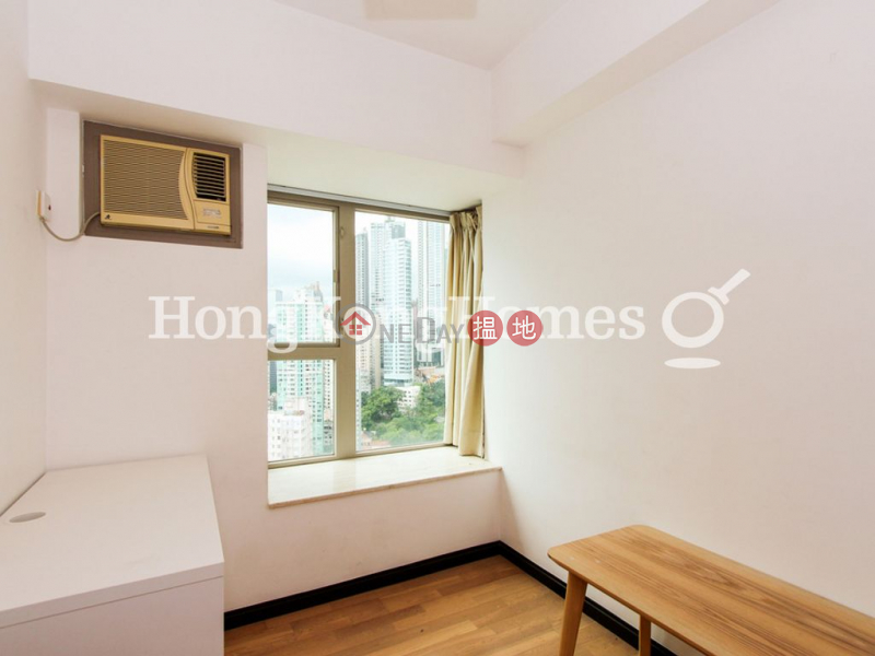 Property Search Hong Kong | OneDay | Residential | Rental Listings | 3 Bedroom Family Unit for Rent at Centre Place