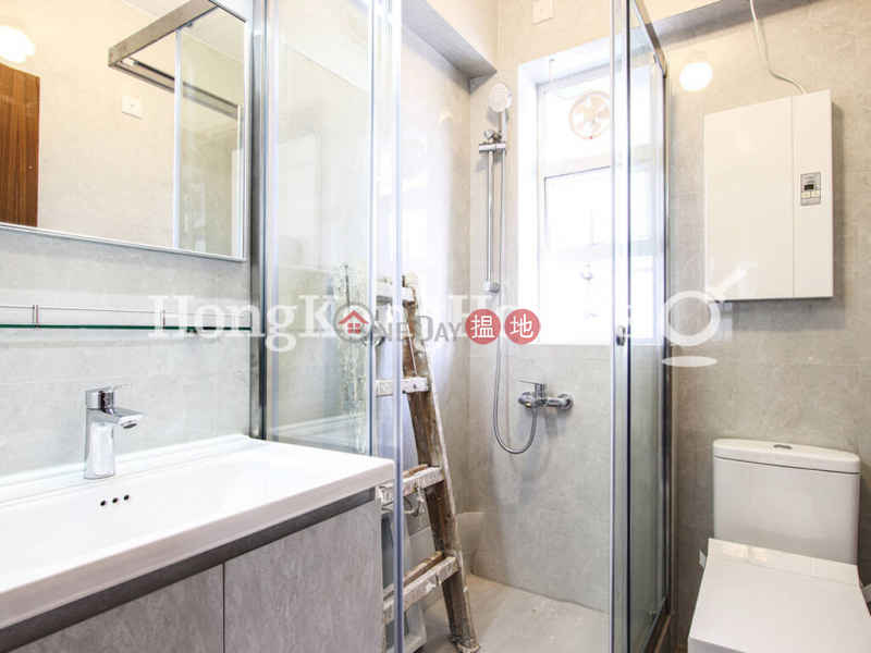 HK$ 43,000/ month Amber Garden, Wan Chai District, 3 Bedroom Family Unit for Rent at Amber Garden