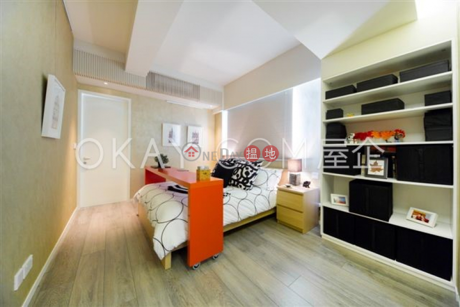 HK$ 80,000/ month, Greenland Court | Central District Beautiful 3 bed on high floor with rooftop & terrace | Rental