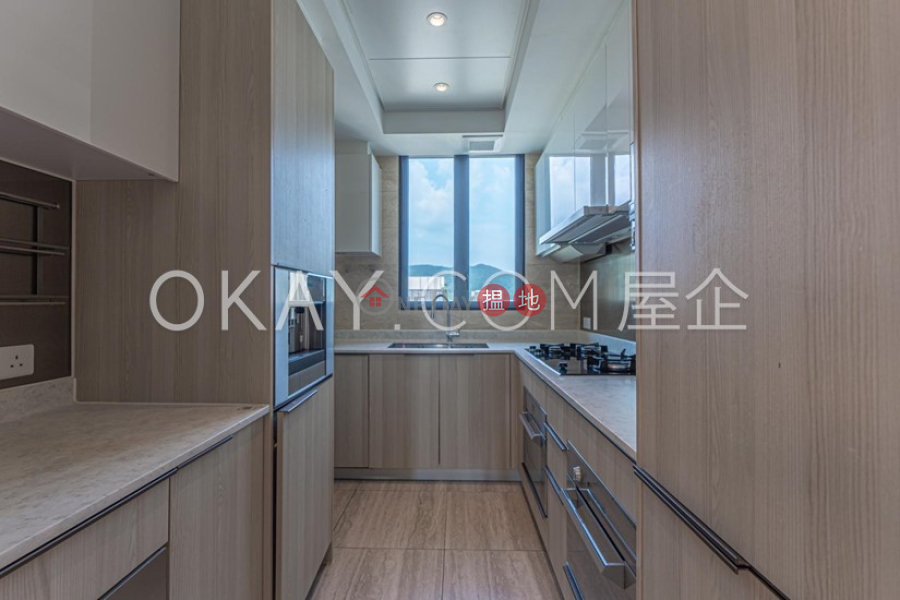 Rare 3 bedroom on high floor with rooftop & terrace | For Sale | The Mediterranean Tower 5 逸瓏園5座 Sales Listings