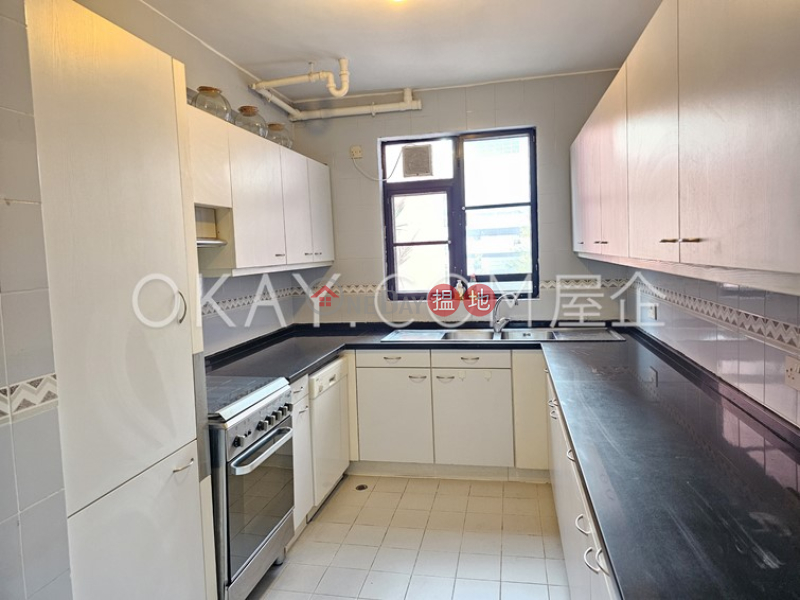 HK$ 41,500/ 月香港浸會大學職員宿舍|沙田|4房2廁,露台香港浸會大學職員宿舍出租單位