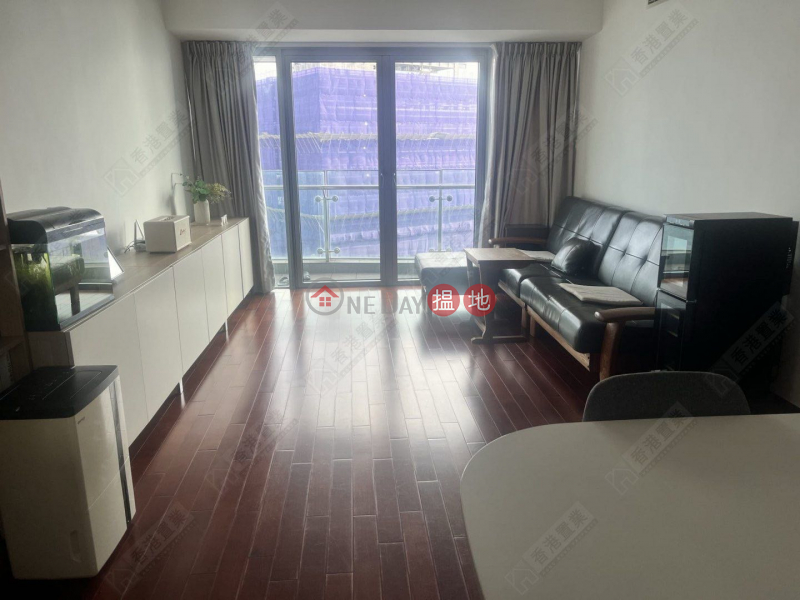 Three bedrooms, one suite, and one study in The Harbourside, 1 Austin Road West | Yau Tsim Mong Hong Kong Sales HK$ 36M