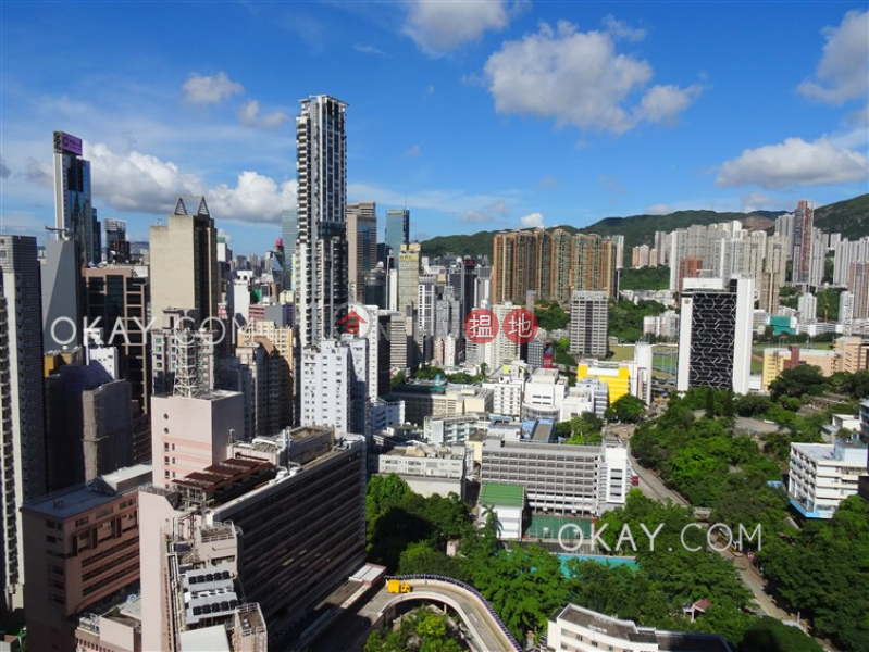 Rare 3 bedroom on high floor with balcony | For Sale | The Zenith Phase 1, Block 1 尚翹峰1期1座 Sales Listings