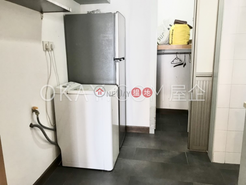HK$ 26,000/ month, Breezy Mansion | Western District, Intimate 2 bedroom on high floor with balcony | Rental