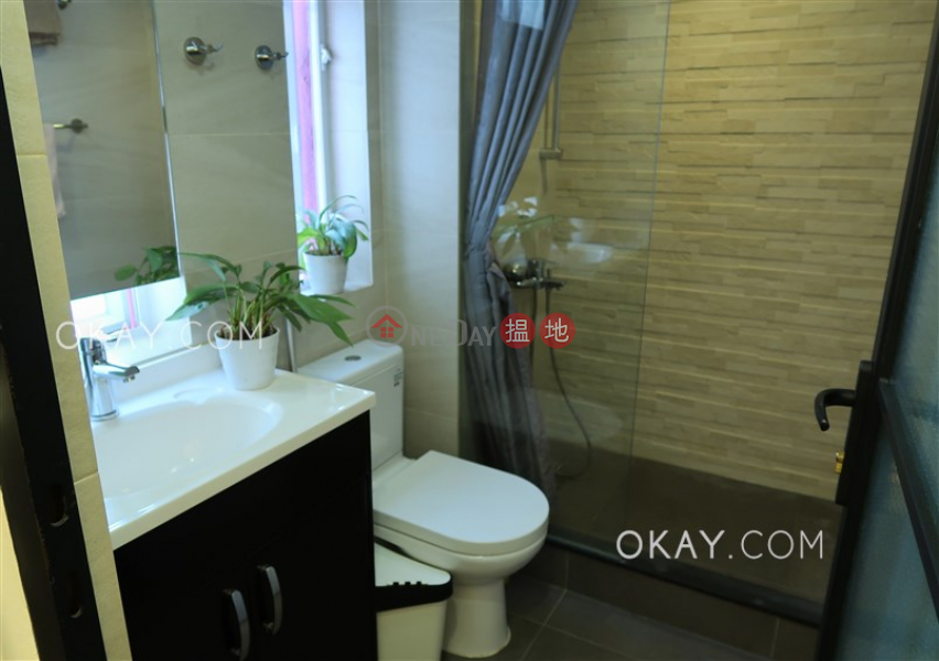 Tasteful 2 bedroom in Wan Chai | For Sale | Tung Shing Building 東成樓 Sales Listings
