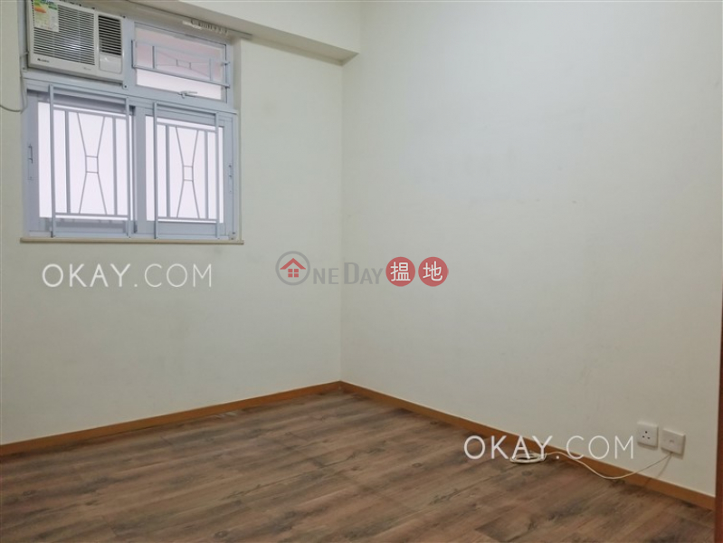 Tasteful 3 bedroom with balcony & parking | Rental | LUNG CHEUNG COURT 龍翔苑 Rental Listings