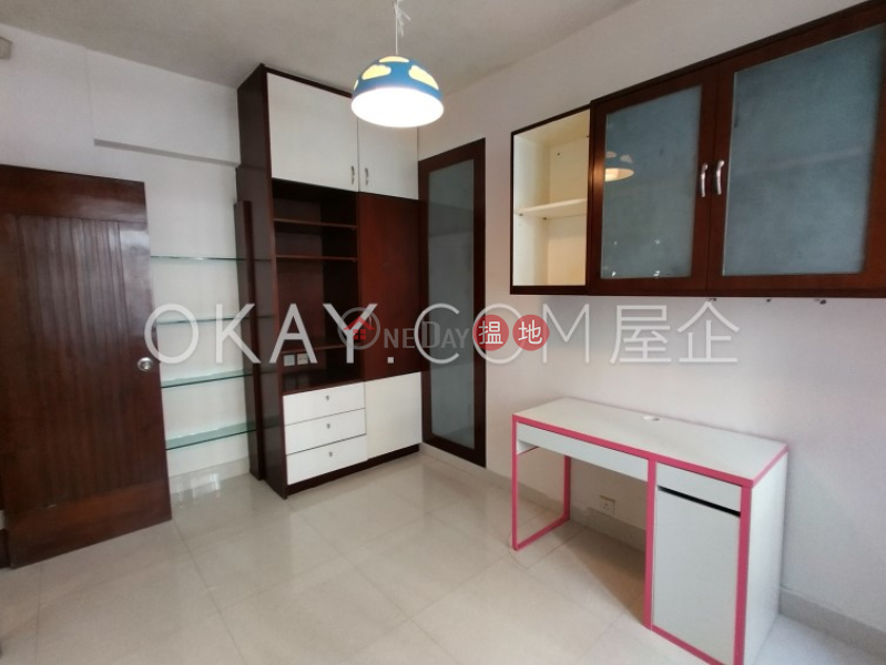 HK$ 39,000/ month HILLSEA COURT | Kowloon City | Nicely kept 3 bedroom with parking | Rental