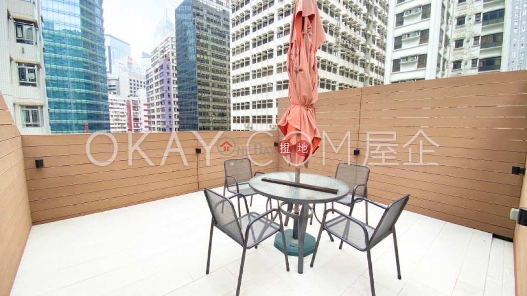 HK$ 26,000/ month Yuk Yat Building, Wan Chai District Charming 1 bedroom on high floor with rooftop | Rental