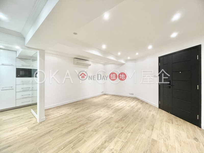 HK$ 75,000/ month Pine Gardens Wan Chai District | Rare 3 bedroom with terrace & parking | Rental