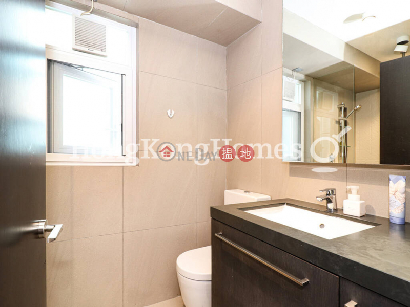 HK$ 32M | 43 Stanley Village Road Southern District | 3 Bedroom Family Unit at 43 Stanley Village Road | For Sale