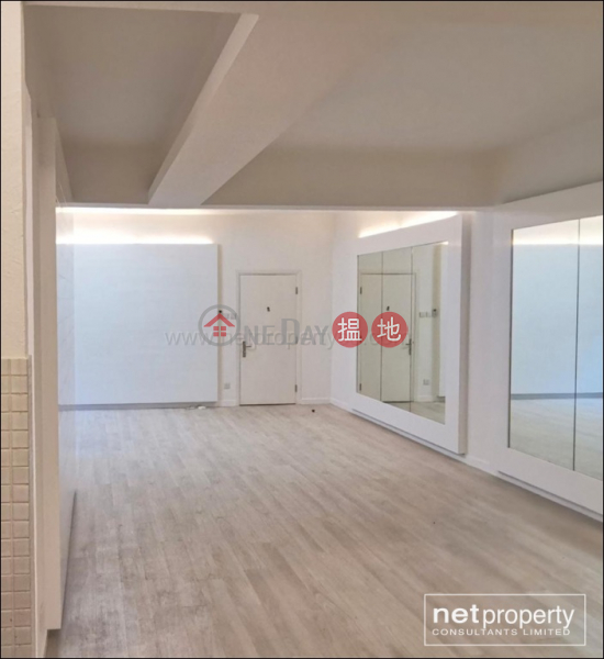 Property Search Hong Kong | OneDay | Residential | Rental Listings | Spacious 2 bedroom Apartment in Midlevel North
